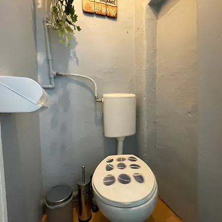 Apartment Sunny 1 Bedroom In Center Next To Park Riga